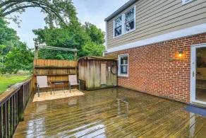 Charming Damascus Retreat w/ Deck & Creek Views! - Interiør