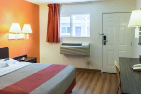 Motel 6-Bakersfield, CA - East - Chambre