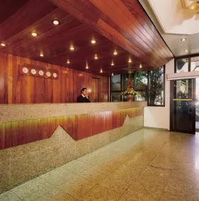 L'Hirondelle Flat Service - Reception