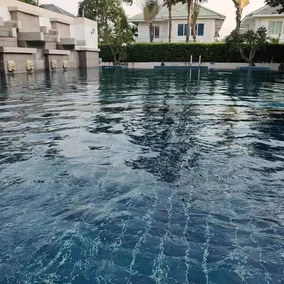 Charming 3-Bedroom House with Pool Near Lat Krabang Airport - Pool