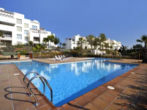 Las Colinas Golf & Country Club - Pool