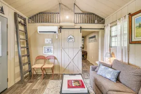 Farm Stay in Illinois With Private Fishing Pond - Interiør