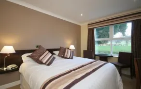 The Kinmel & Kinspa - Habitación
