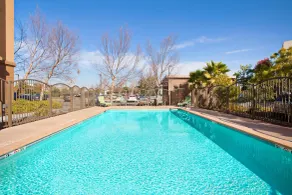 Hampton Inn & Suites Oakland Airport-Alameda - Piscine
