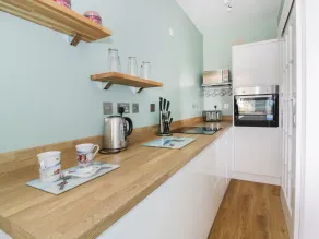 Flat 1, Cambridge Court - Interiör