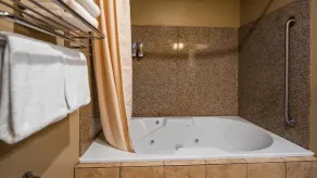 Crandon Inn & Suites - Badeværelse