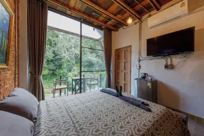 Voraman Hut - Room