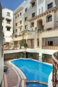Rawasi Hotel Apartments - Pool