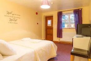 The Hanmer Arms - Room