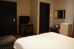 Rafa Homes Al Izdihar 1 - Room