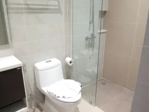 Emerald 215 - Studio With Balcony and Shared Pool - Bathroom