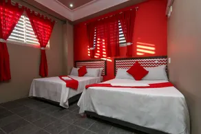 Hotel Metro Lodge Xpress - Room
