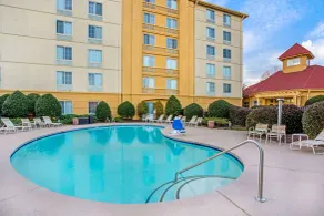 La Quinta by Wyndham Winston-Salem - Piscine