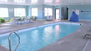 Holiday Inn Express & Suites Plainview by IHG - Pool