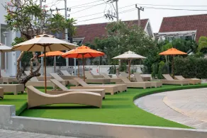 Pattaya Discovery Beach Hotel - Pool