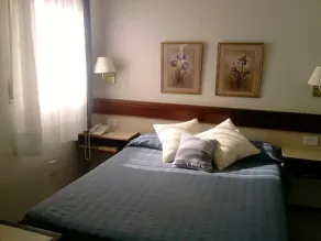 Castelar Hotel Santa Fe - Zimmer