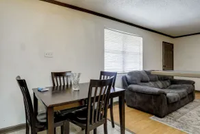 Walk to LSU Campus & Bars! Condo w/ Community Pool - Interiør