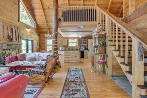 Fish & Float at Natural Springs! Log Cabin in Bell - Innenbereich