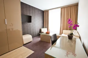 Platinum Apartments Aparthotel - Room