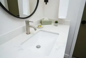 The Woodrose- NEWLY RENOVATED - Badezimmer