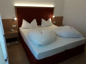 Hotel Lux - Room