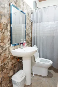 JUN's INN - Bathroom