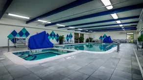 Holiday Inn & Suites Syracuse Airport - Liverpool by IHG - Piscine