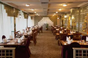 Kartika Chandra - Restaurant