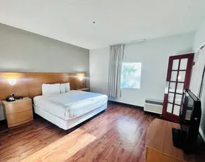 Studio 6 Extended Stay - Savannah, GA - Gateway & I-95 - Camera