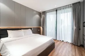 Luxe Paradise Suites To Ngoc Van - Quarto