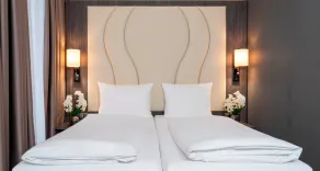 PLAZA Premium Parkhotel Norderstedt - Chambre