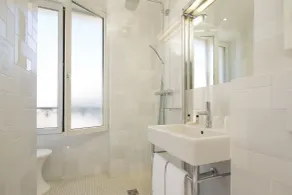 Hôtel Mistral - Badezimmer