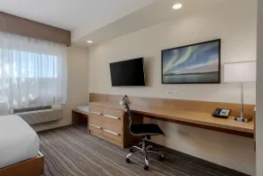 Best Western Plus Sawridge Suites - Chambre