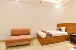 Fabhotel Prime Garvit - Room