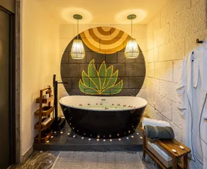 Rooftop Hot Tub! 3 levels, 5Bedroom in Villa Noria - Bad
