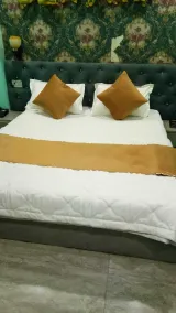 The Elephant Hotel - Chambre