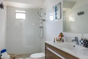 Breath-taking City Center - Baño