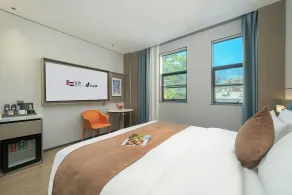 广州上下九步行街永庆坊宜致酒店 - Room