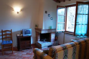 Three-room Apartment on the Outskirts of Chianti - Vardagsrum