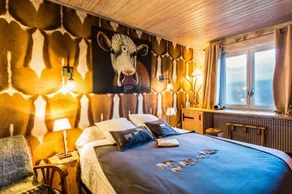 Les 4 Saisons - Room