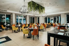 The Spa Hotel - Restaurant