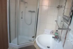 Landgasthof Zur Tenne - Bathroom