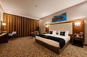 Dancenter Emerald Near Jeddah Corniche - Room