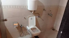 Lotus Resort - Bathroom