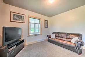 Remodeled Cecil Farmhouse, Near Shawano Lake! - Innenbereich