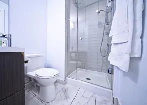 Grand Royal Condos- Downtown - Badrum