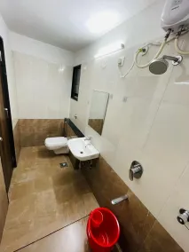 Habitat Inn - Bathroom