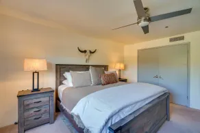 Epic Tucson Rental w/ Golf Course & Mtn Views! - Interiør