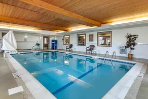 Comfort Inn & Suites Geneva- West Chicago - Piscine