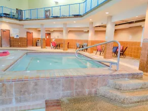 Holiday Inn Express Hotel & Suites Sioux Falls-Brandon by IHG - Piscina